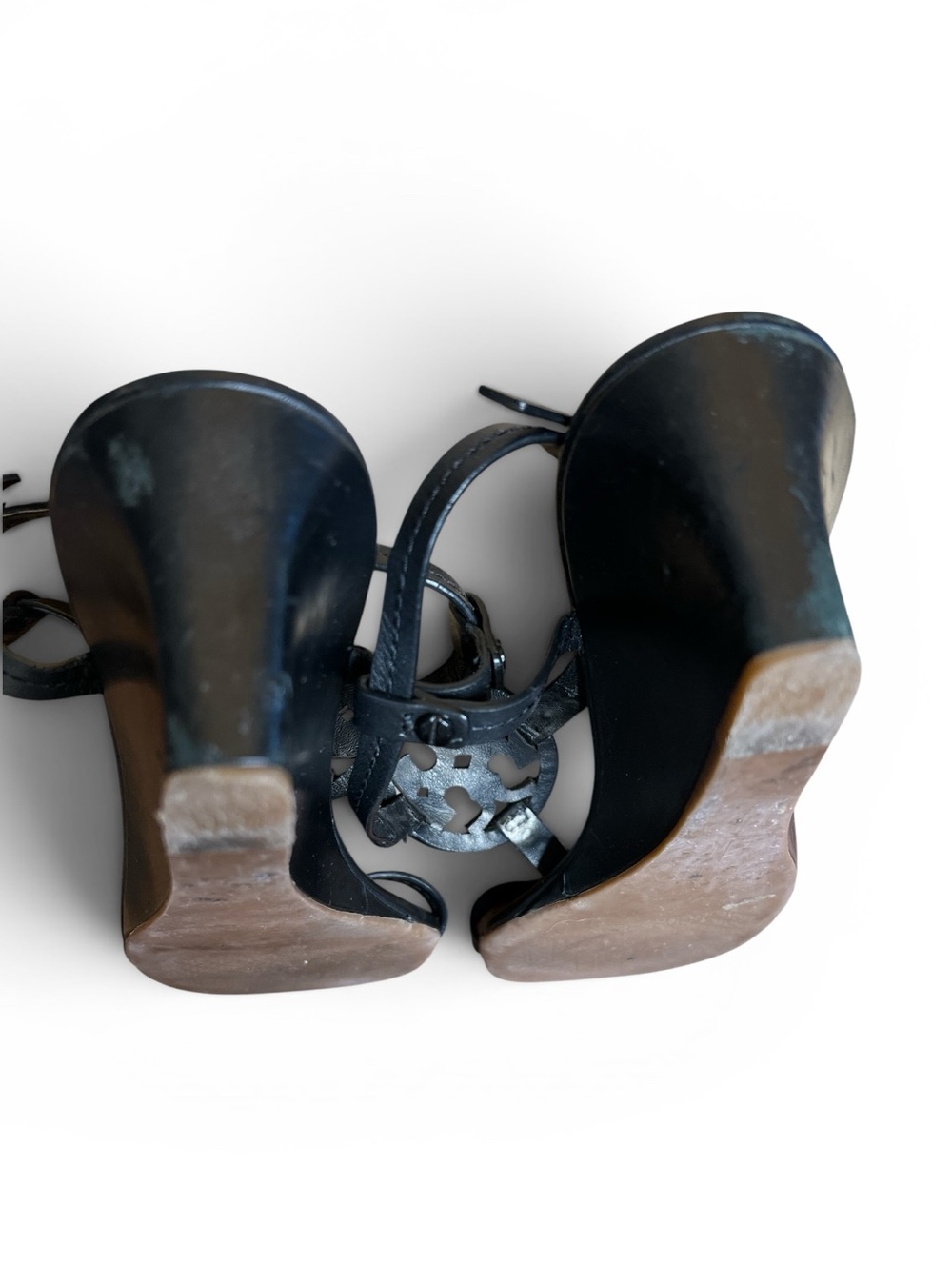 Tory Burch Black Leather Logo T-Strap Wedge Sandals - Picture 5 of 6